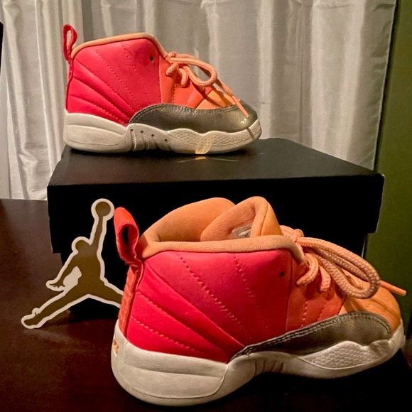 Jordan 12s Retro “Sunrise”. - Picture 4 of 6